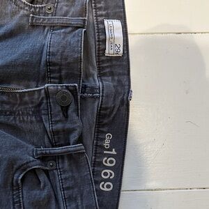 GAP Charcoal Gray 1969 Legging Jeans